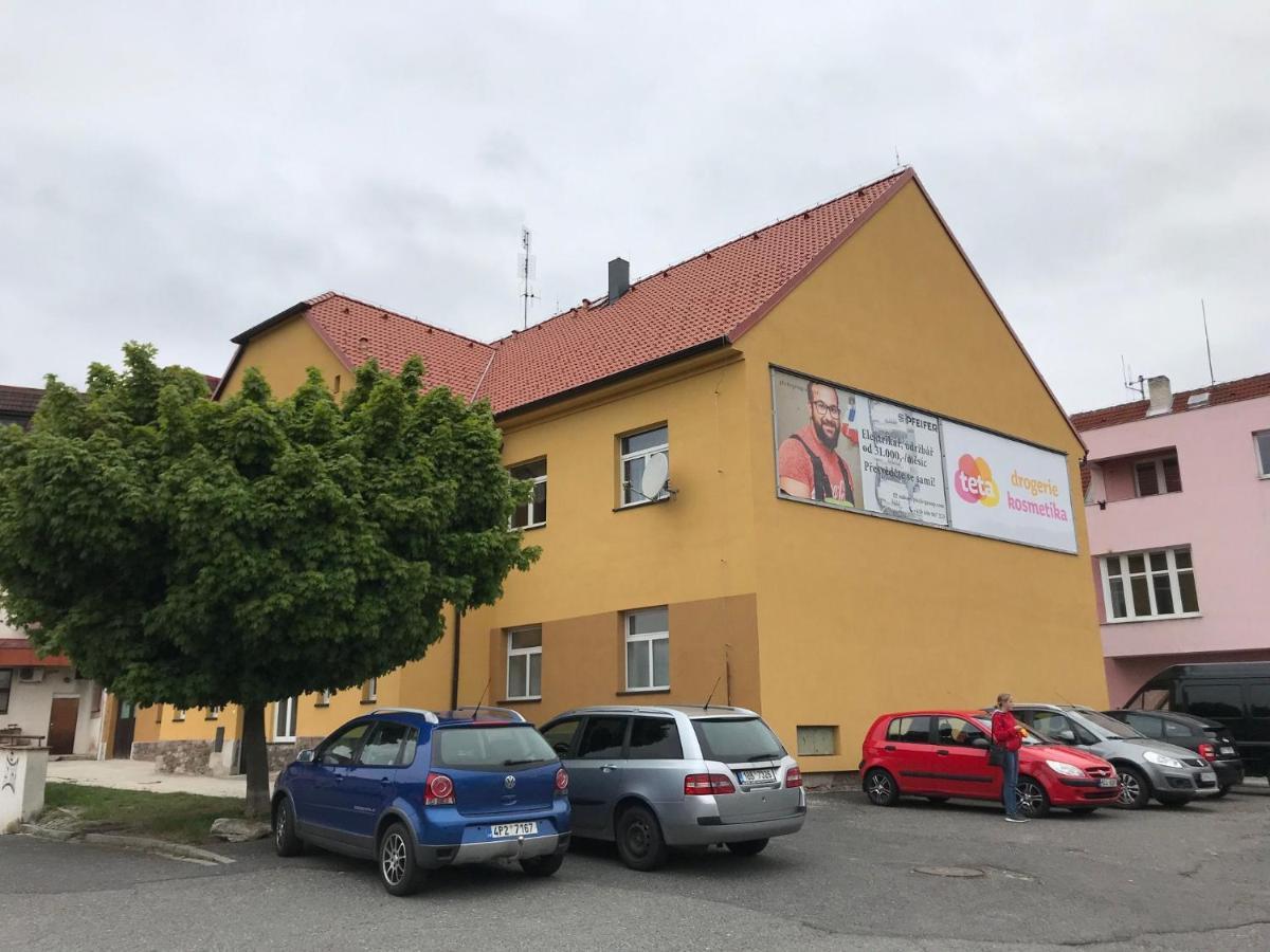 Horažďovice Hostel Rk מראה חיצוני תמונה